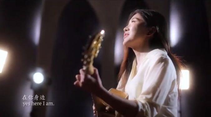 카지노 게임 룰렛 게임 룰렛 유럽의 직원 인 Li Keyu는 노래를 썼습니다